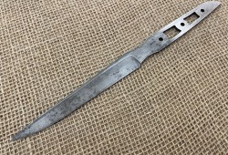 Кованый клинок ножа из алмазки 8