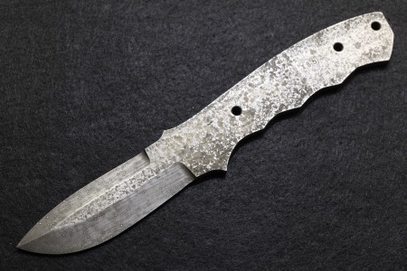 Кованый клинок ножа из алмазки 15